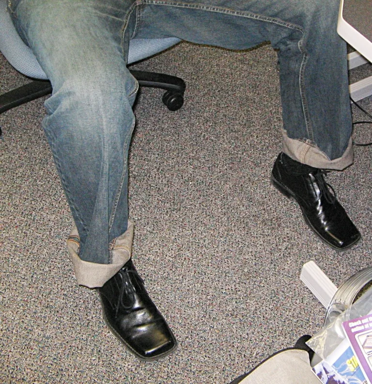 How to break in new shoes