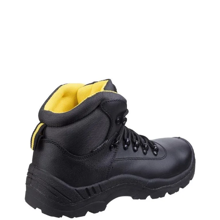 What are safety shoes?